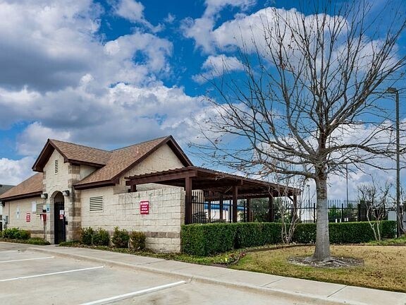 Building Photo - 5908 Stirrup Iron Dr