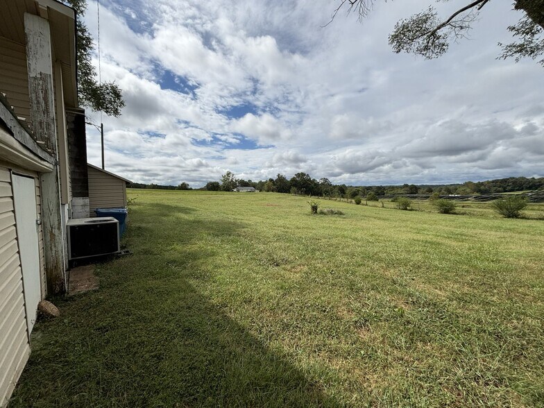 Building Photo - 5327 NC-16