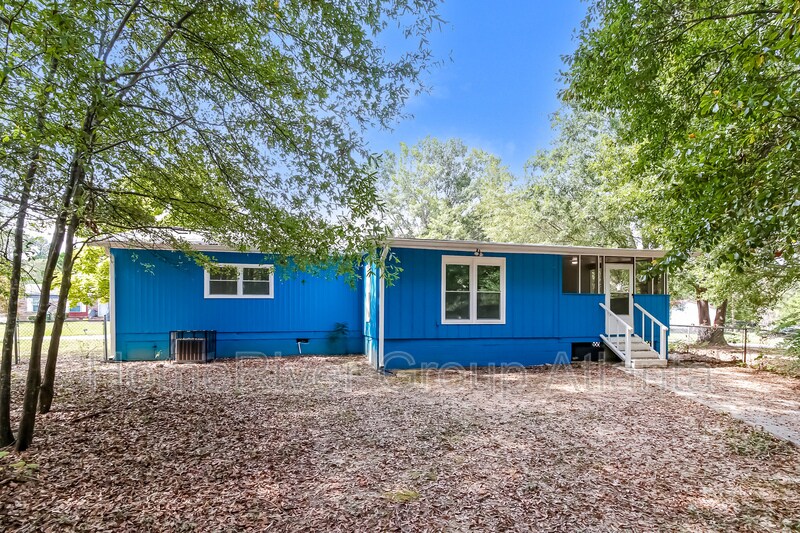 Building Photo - 607 W Creek Ct