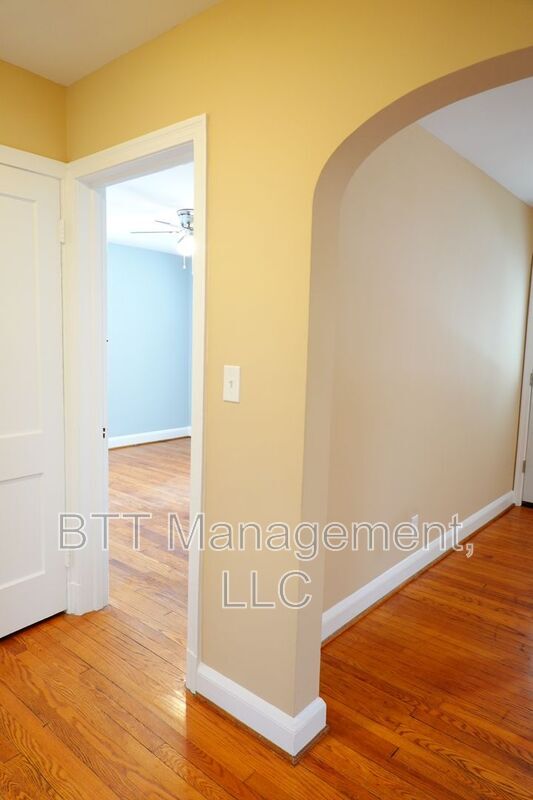Building Photo - 8207 Garland Ave