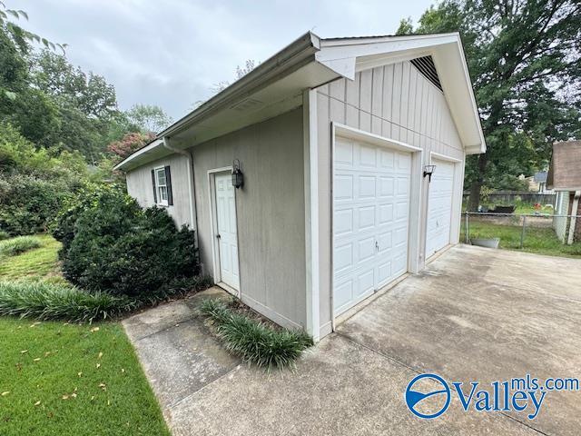 Building Photo - 13003 Camelot Dr SE