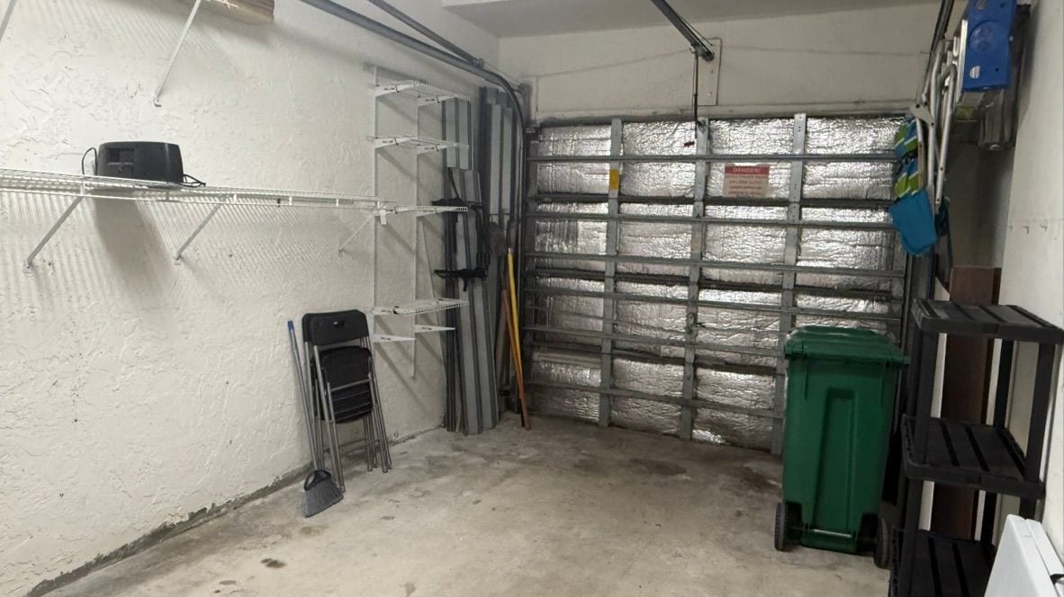 Building Photo - 10150 SW 88th St