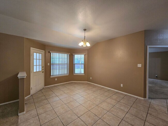 Building Photo - 5812 Durango Dr