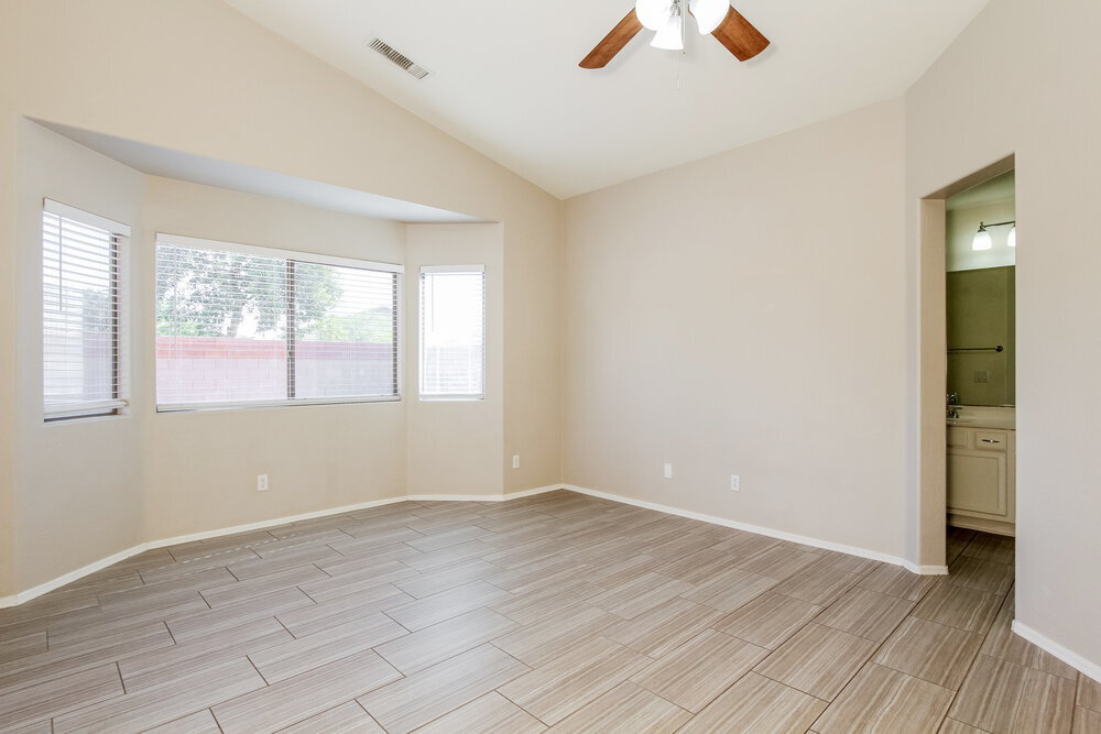 Building Photo - 2525 S 109th Dr