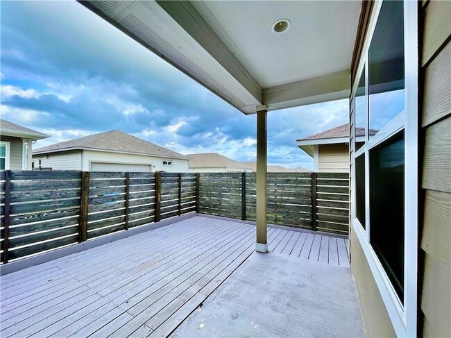 Building Photo - 710 Coconut Grove St