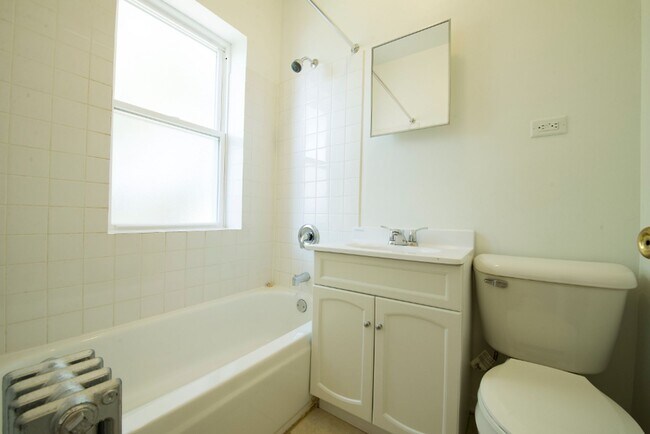 Building Photo - Austin Apartments