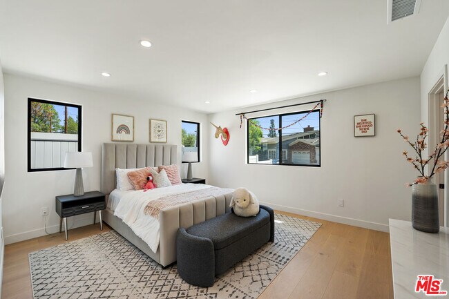 Building Photo - 20215 Lorenzana Dr