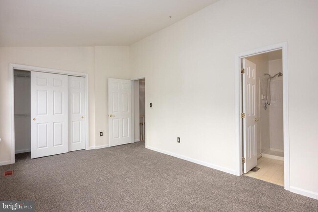 Building Photo - 4406 Lieutenant Lansdale Pl