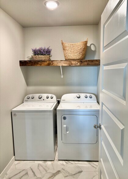 Building Photo - 362 Bozeman Trl