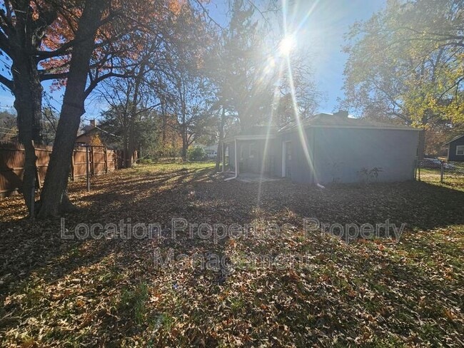 Building Photo - 2146 Rhode Island St