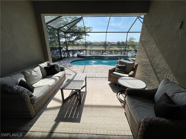 Building Photo - 7631 Jacaranda Ln