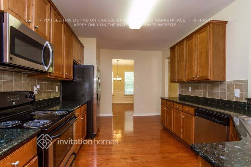 Building Photo - 8907 Cinder Ln