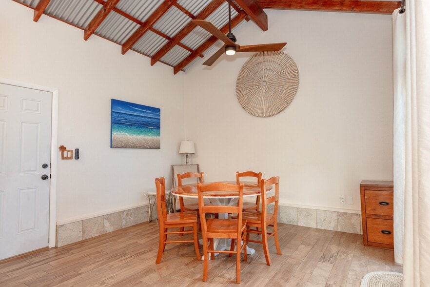 Building Photo - 308 Awakea Rd