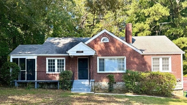 Building Photo - 1589 Pinehurst Dr SW