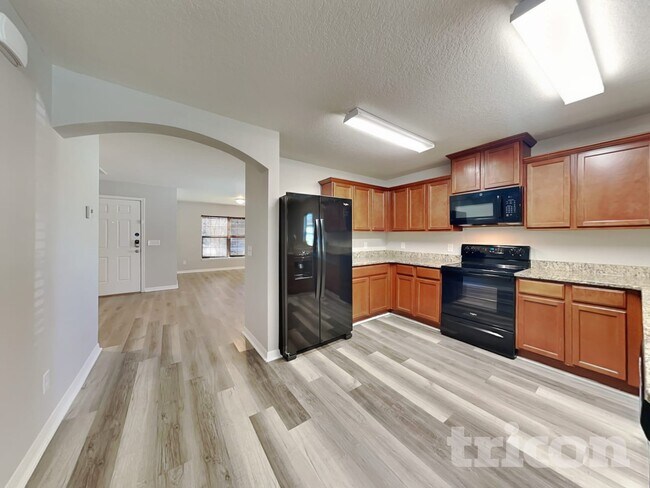 Building Photo - 591 Swallowtail Dr