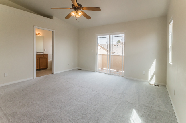 Building Photo - 2225 Stepping Stones Way