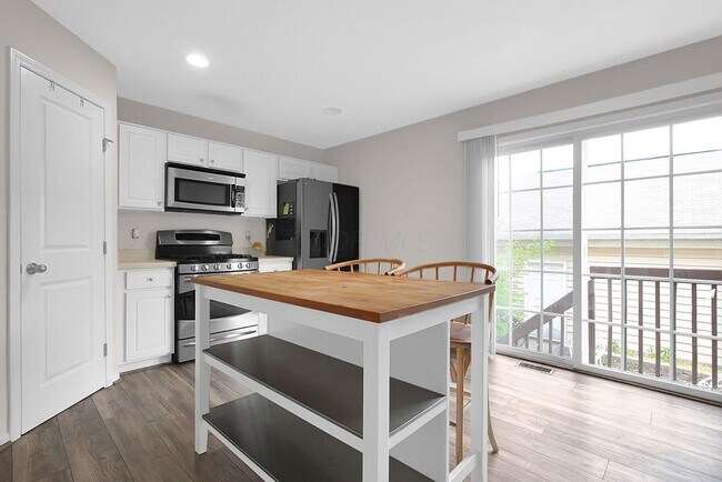 Building Photo - 6318 Marsh Wren Drive