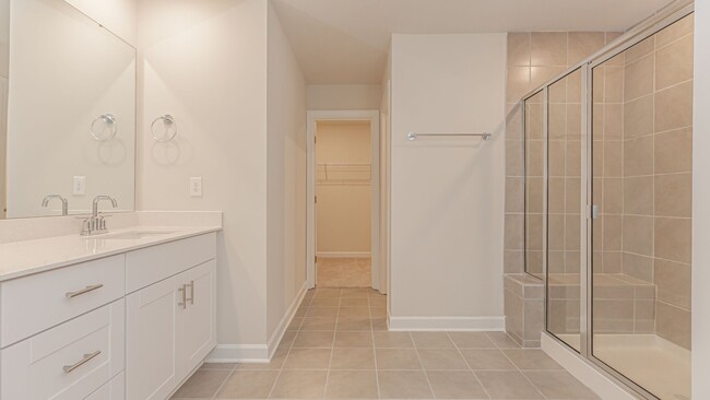 Building Photo - Picture-Perfect New Home in Clear Pond