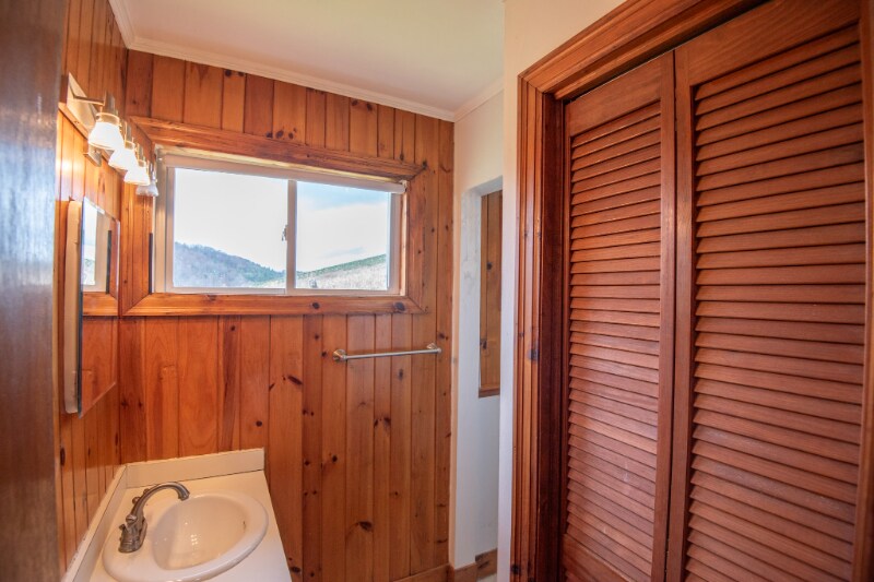 Building Photo - 207 Doe Meadows Dr