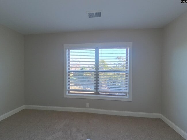 Building Photo - 541 New Cut Ln