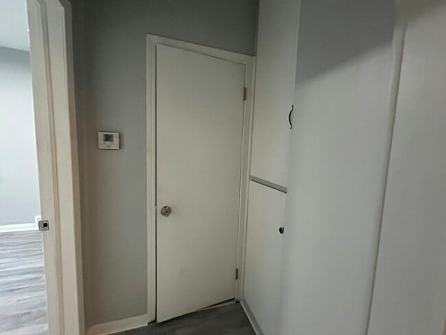 Building Photo - 25511 Pennie St