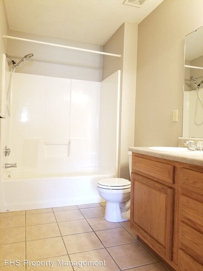 Building Photo - 3 br, 2 bath House - 126 N Bailey Circle U...