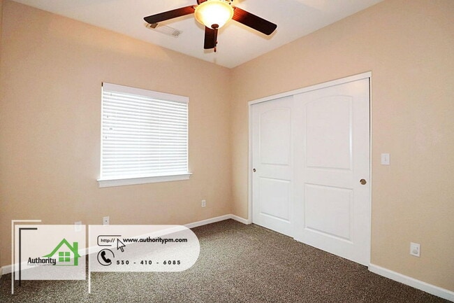 Building Photo - 3516 Humbug Dr