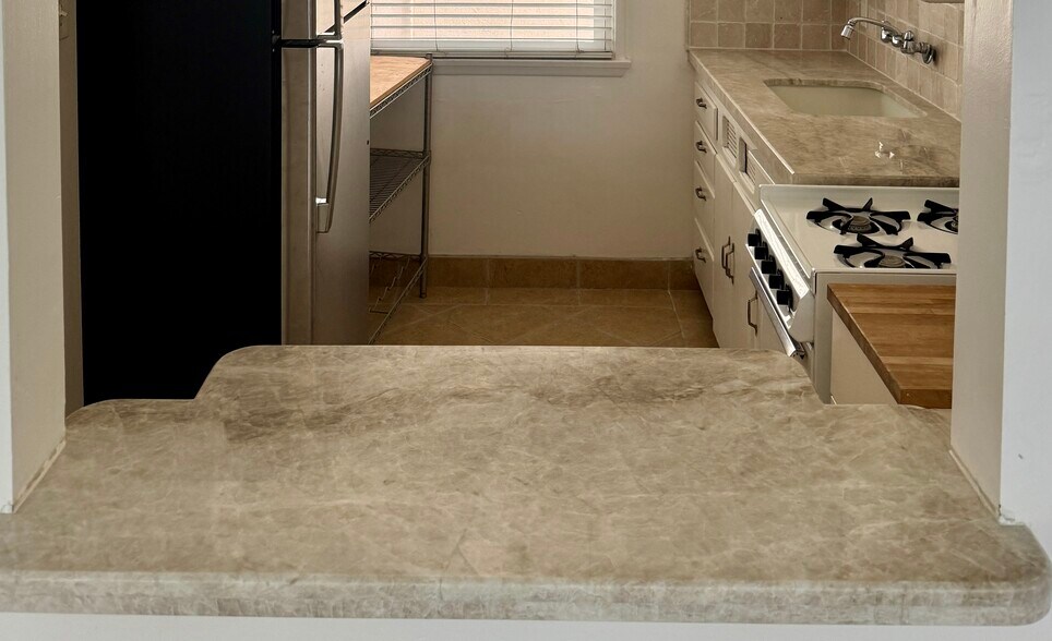 New Kitchen Counters - 150 Pomona Ave