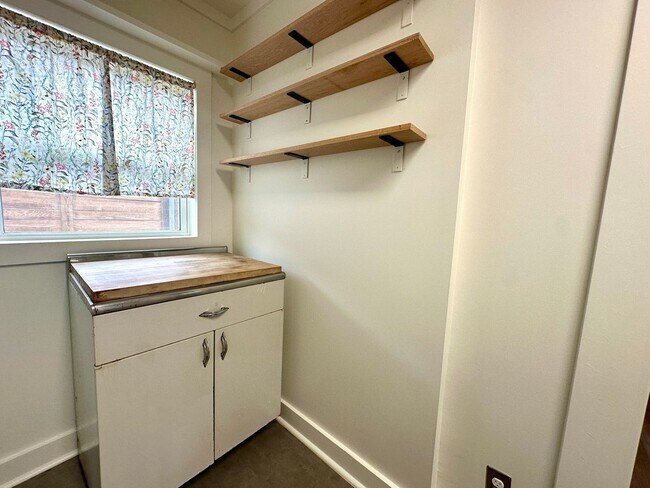 Building Photo - 3309 22nd St