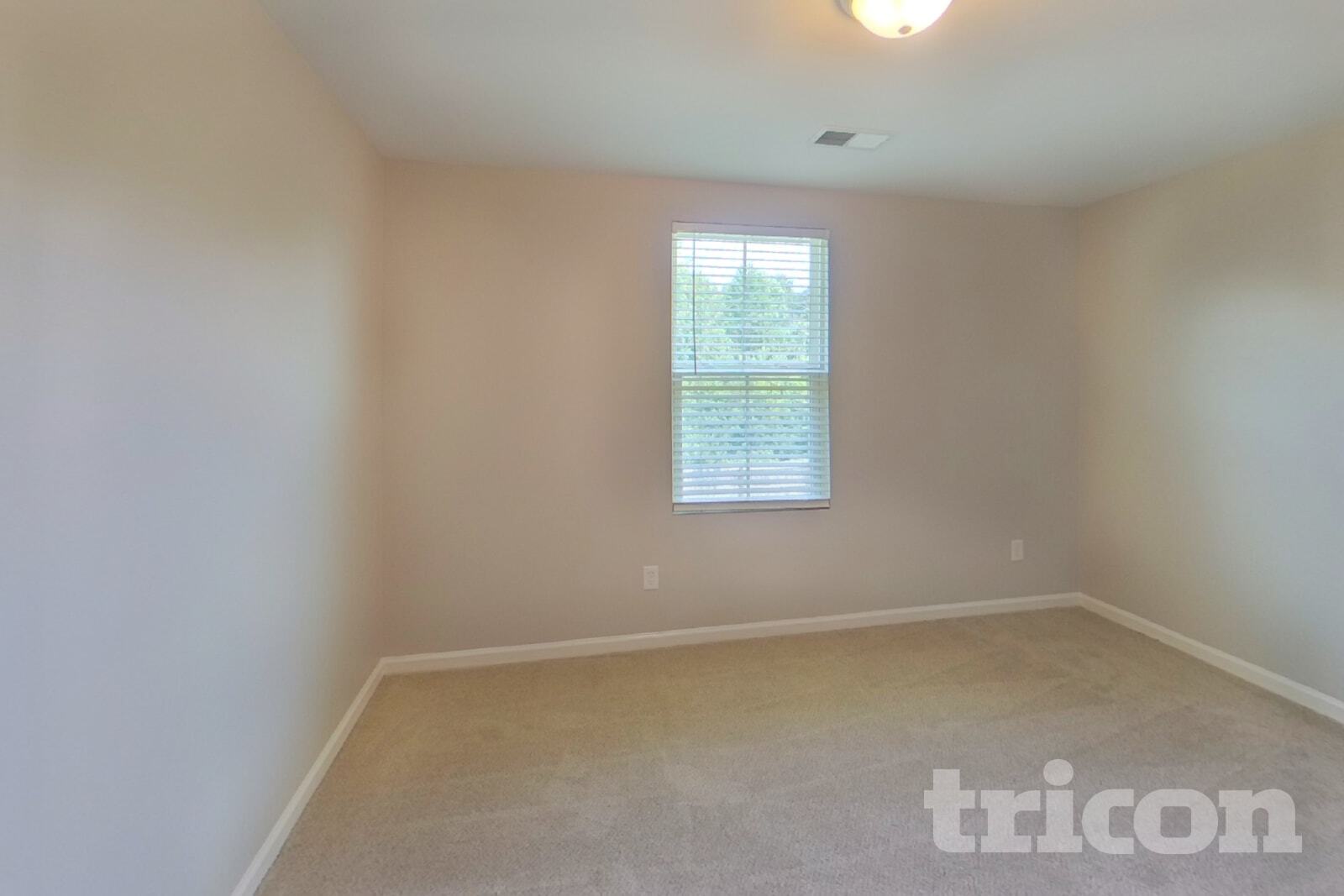 Building Photo - 120 Castlebrook Dr