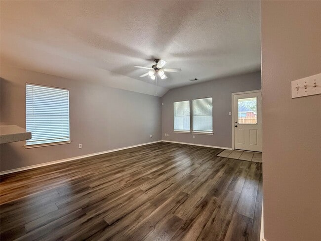 Building Photo - 6733 Hidden Colony Ln