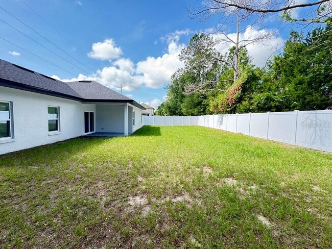 Building Photo - 13376 SW 49th Ave