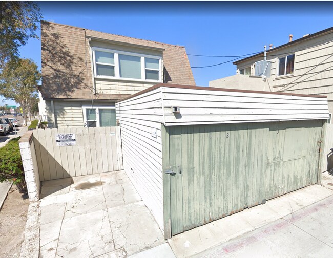 Building Photo - CHARMING STUDIO ON MISSION BLVD W/ PARKING! MISSION BEACH - $2,095/mo!