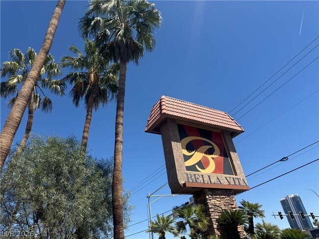 Building Photo - 4980 Indian River Dr