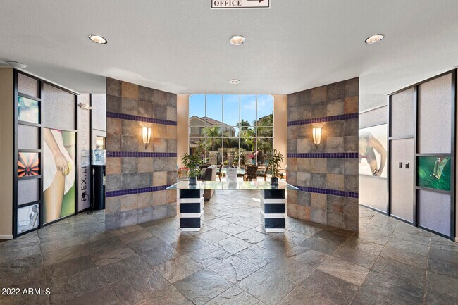 Building Photo - 18416 N Cave Creek Rd