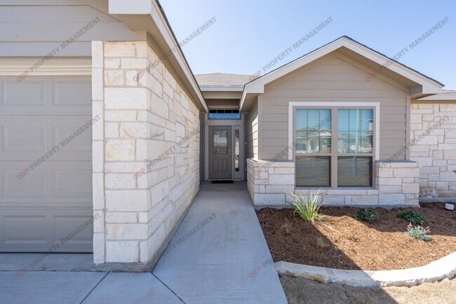 Building Photo - 7453 Mossy Rdg Ln