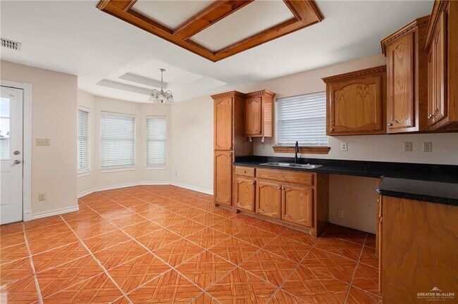 Building Photo - 14 Harvard Ave