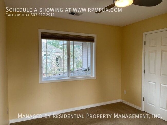 Building Photo - 3964 NW Brookview Way