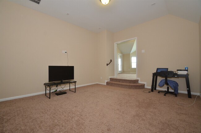 Building Photo - 27403 Canyon Reach Dr