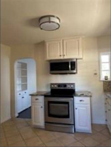 Building Photo - 4106 University Blvd