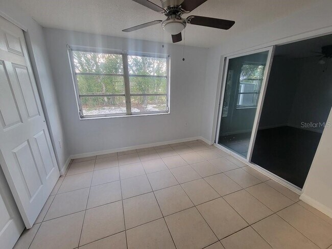 Building Photo - 1415 Wickham Ln