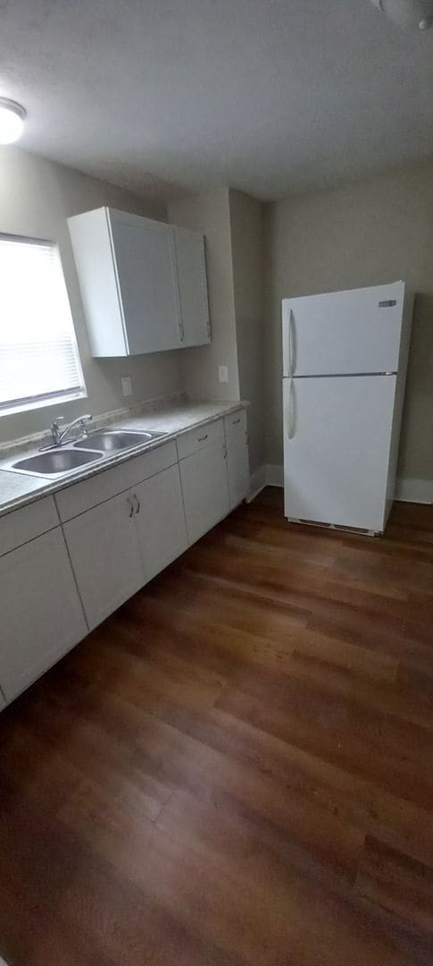 Building Photo - Recently Remodeled 2-Bedroom, 2-Bathroom Home – $1,100/Month - Accepting Section 8