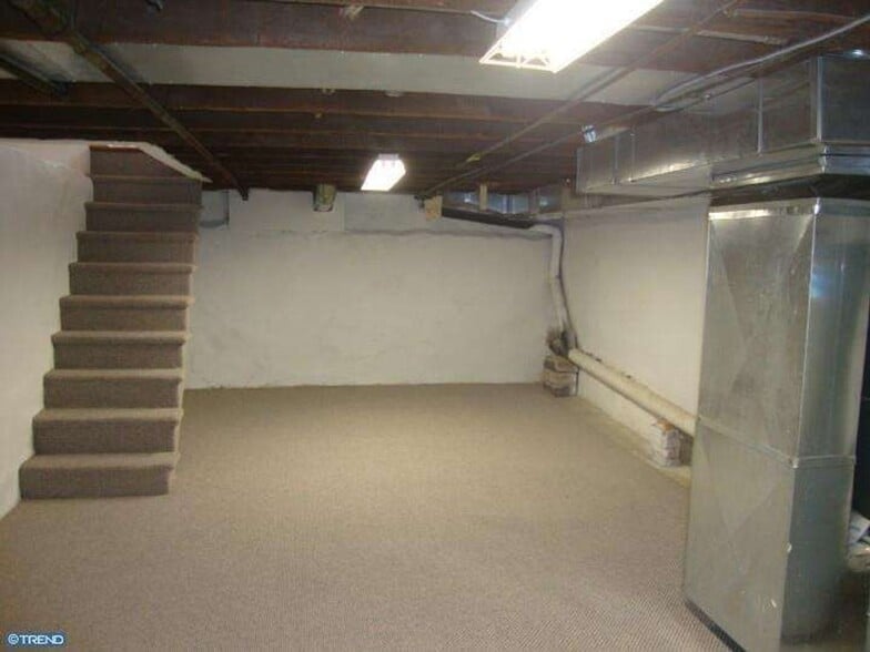 Building Photo - Recently Renovated 2-Bedroom Home for Rent in South Philadelphia