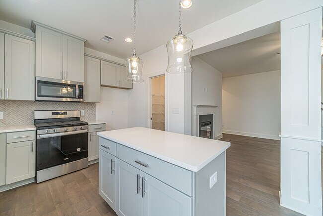 Building Photo - 56 Garrison Dr