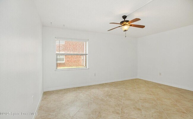 Building Photo - 190 E Olmstead Dr