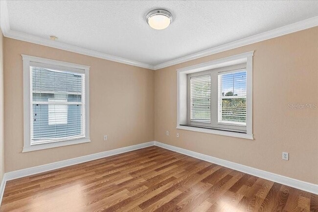 Building Photo - 3949 Golden Finch Way