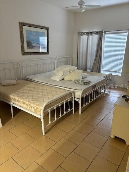 Building Photo - 2250 San Vital Dr