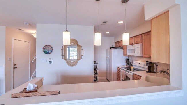 Building Photo - 505 Harbour Cove
