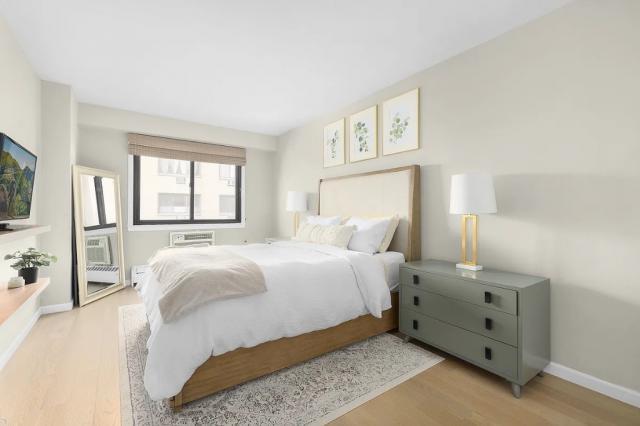 Building Photo - 1 bedroom in New York NY 10011