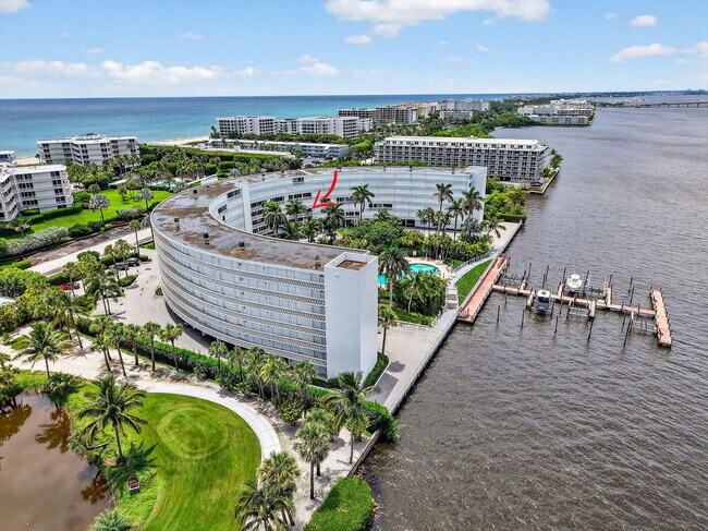 Building Photo - 2505 S Ocean Blvd